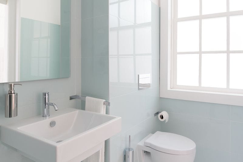 How to Make a Small Bathroom Pop